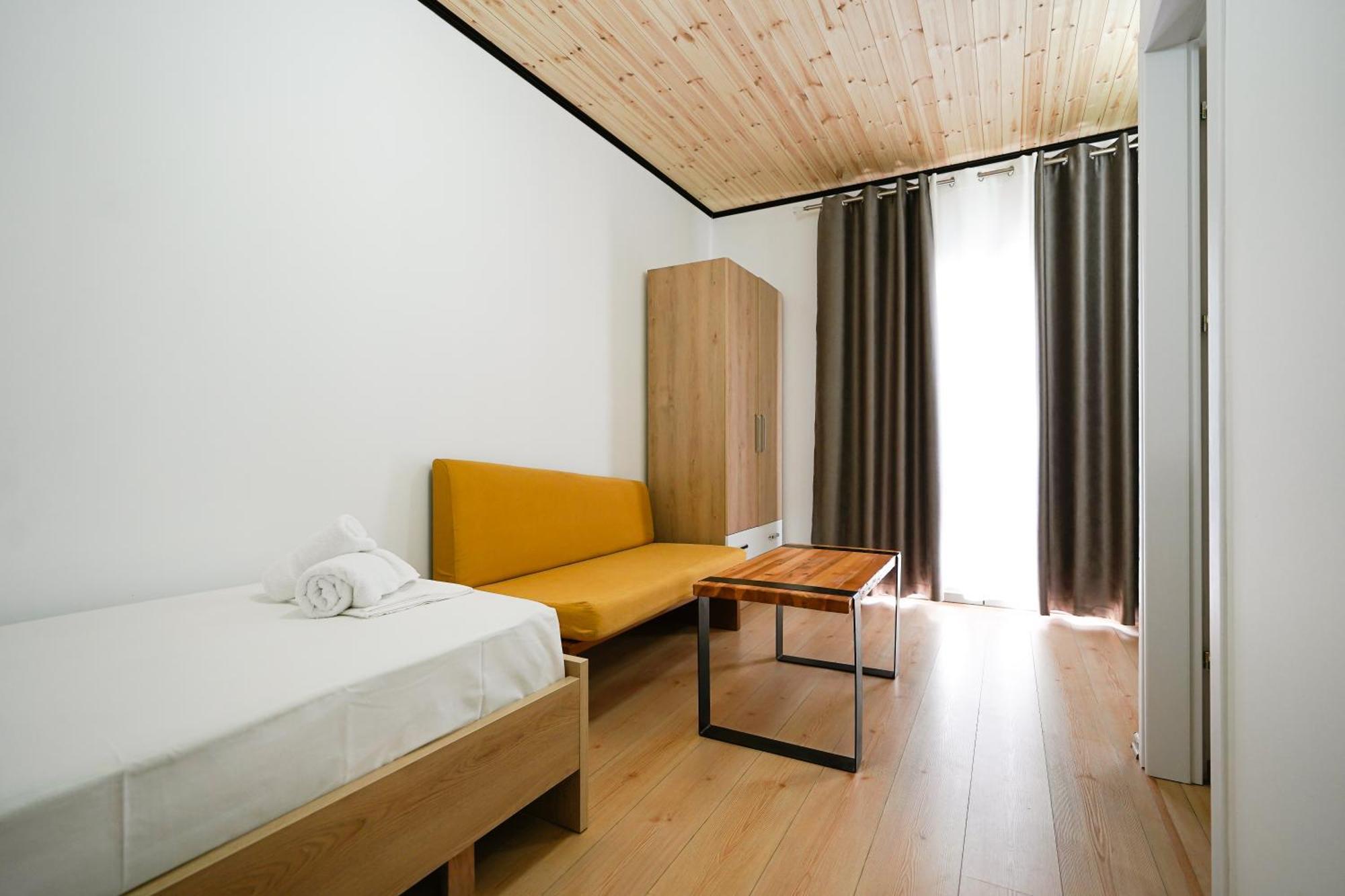 Ora Apartment Gjirokastër Esterno foto