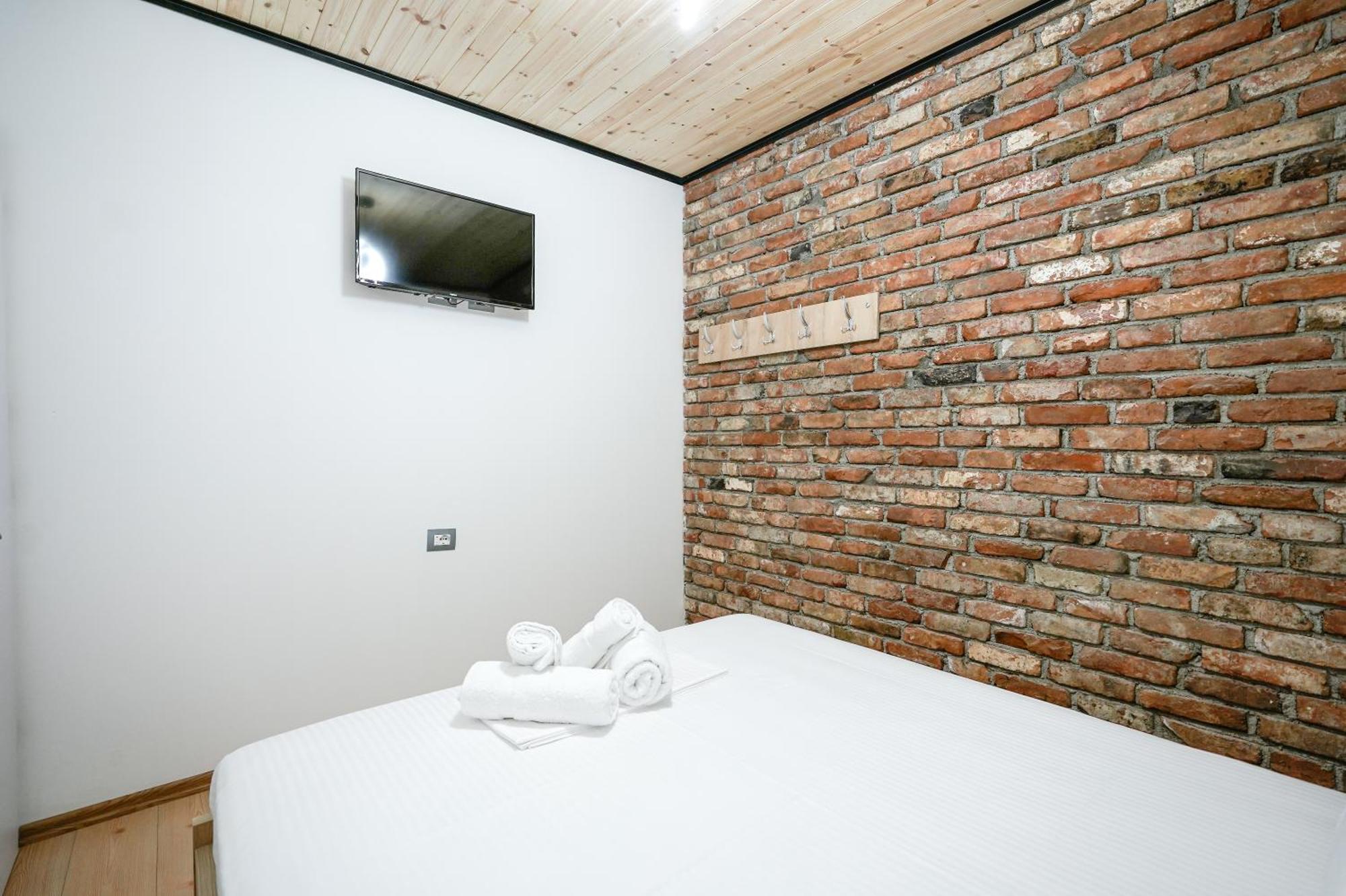 Ora Apartment Gjirokastër Esterno foto