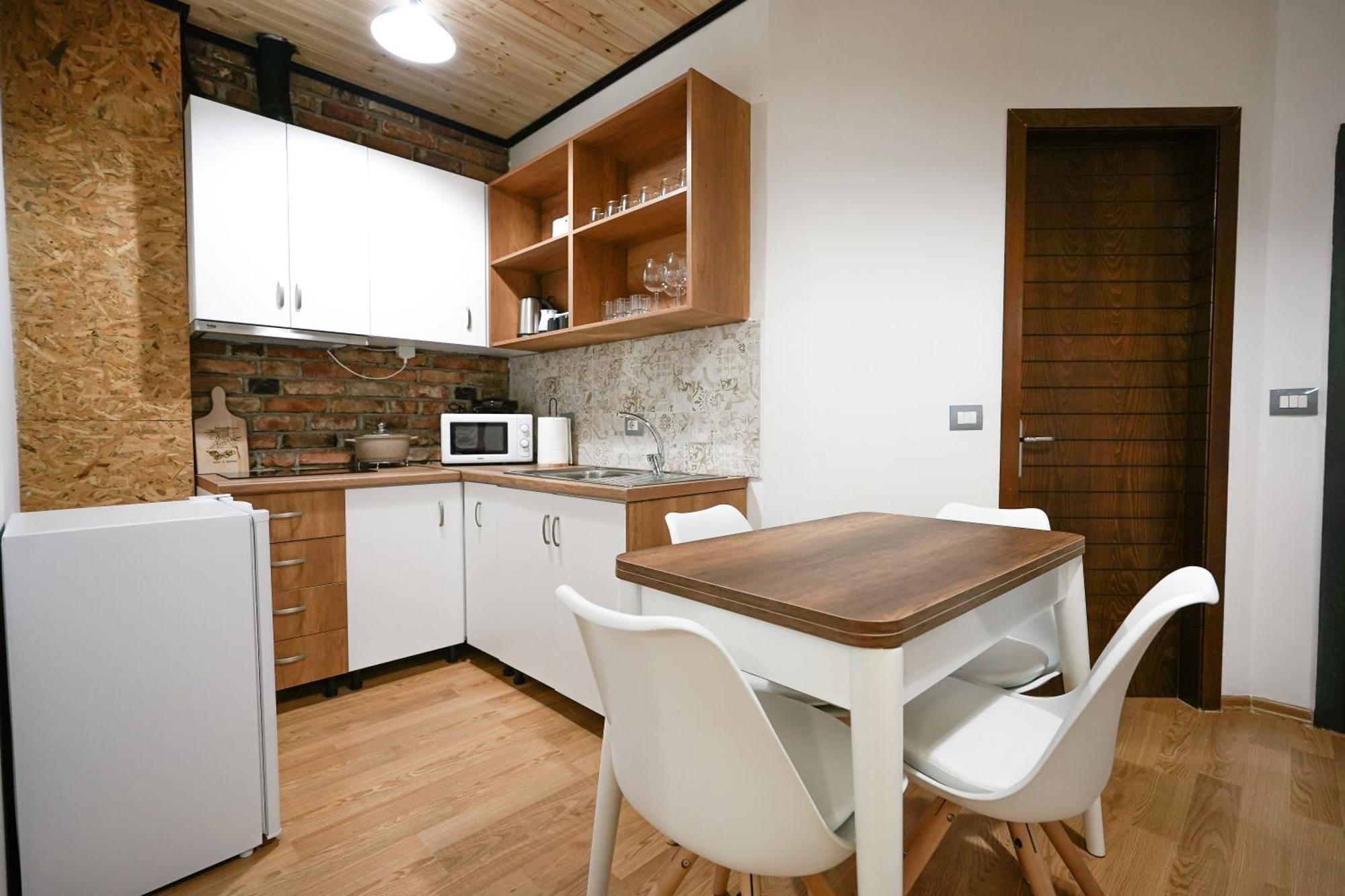 Ora Apartment Gjirokastër Esterno foto